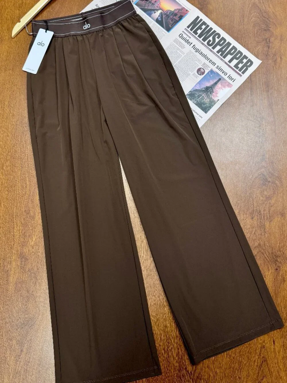 NWT👜ALO Yoga Suit Up Pants Coffee Brown（Regular 30“inch）Office/Casual/Travel 😜